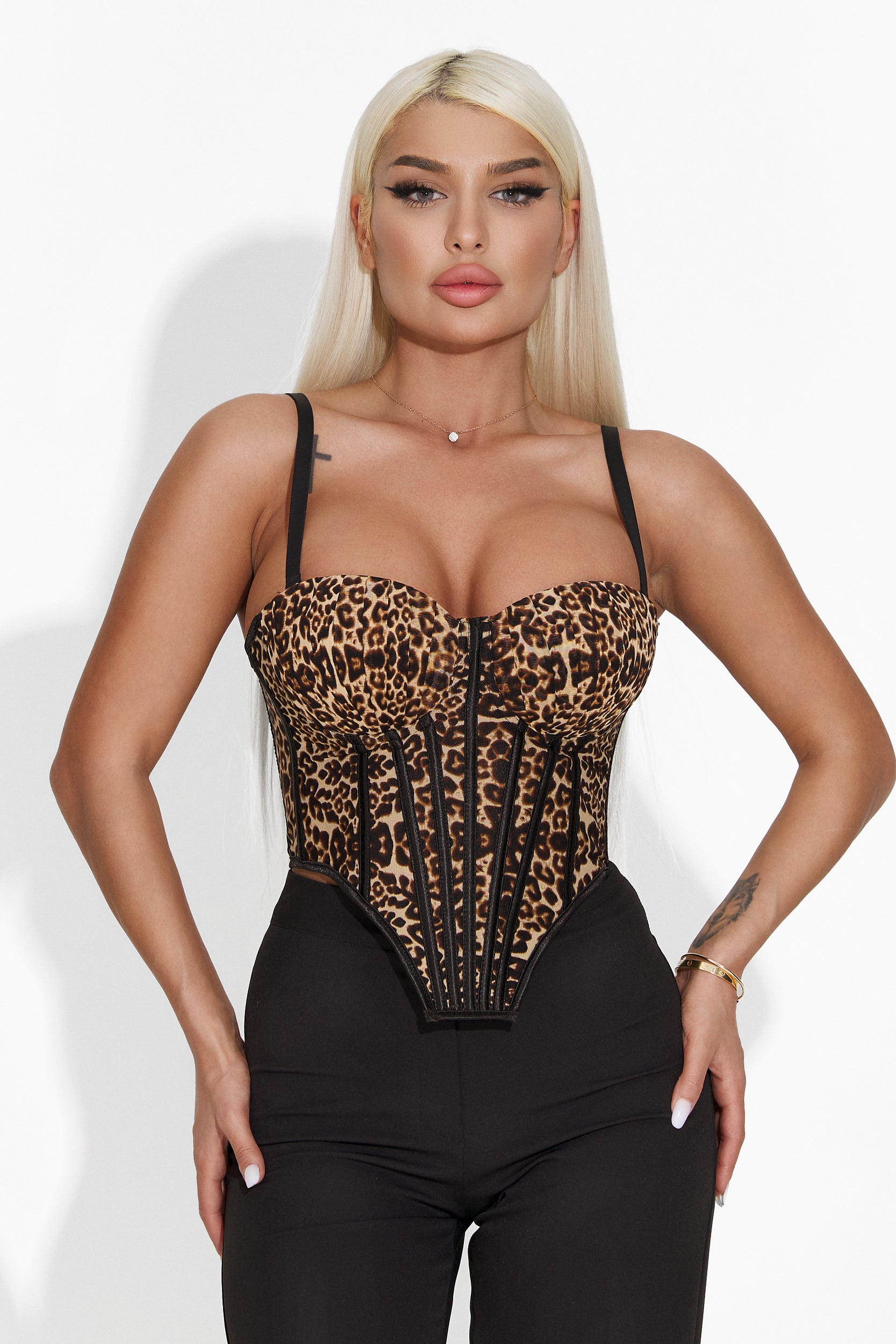 Elegant brown women's corset Kelsia Bogas