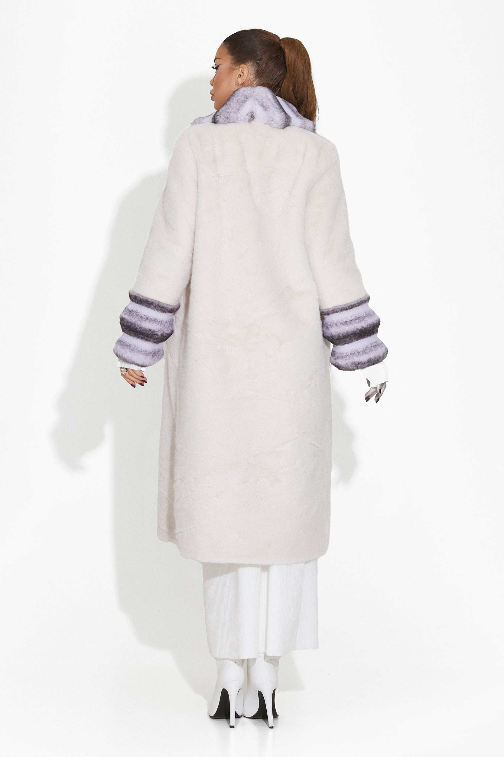 White fur coat Kirga Bogas