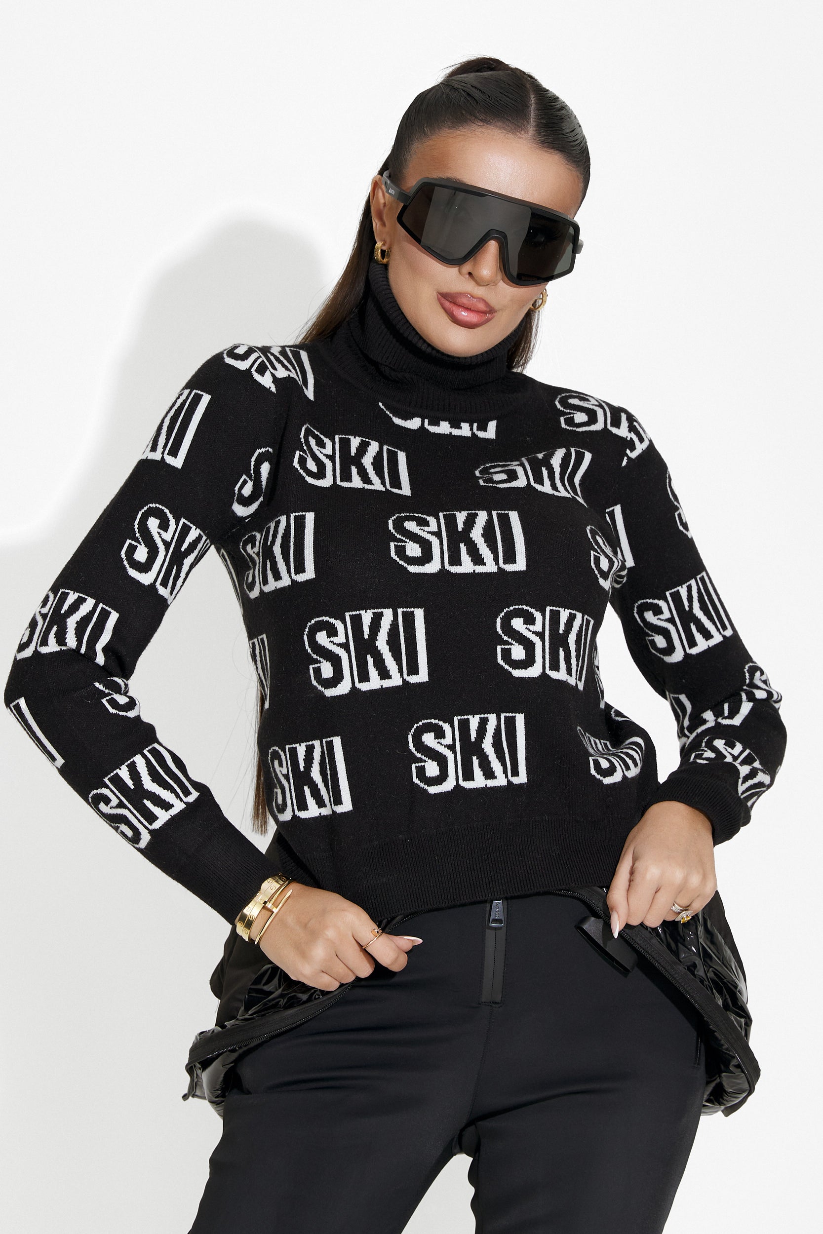 Women's black Caresia Bogas ski sweater