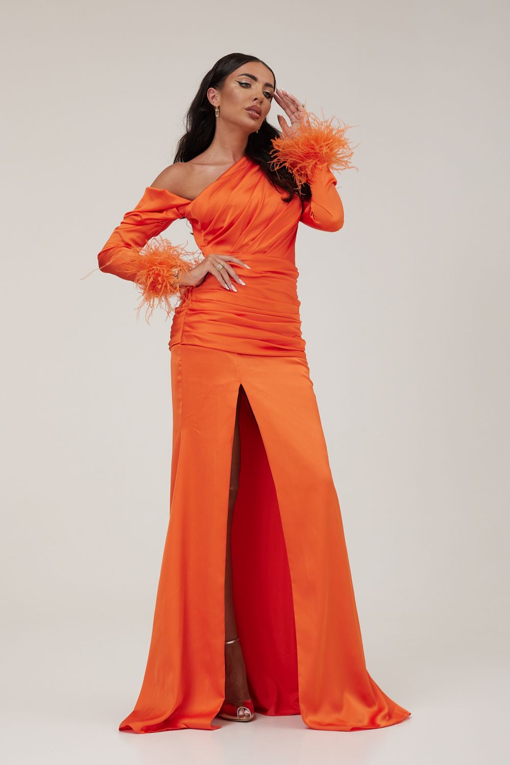 Simmons Bogas orange satin veil long dress