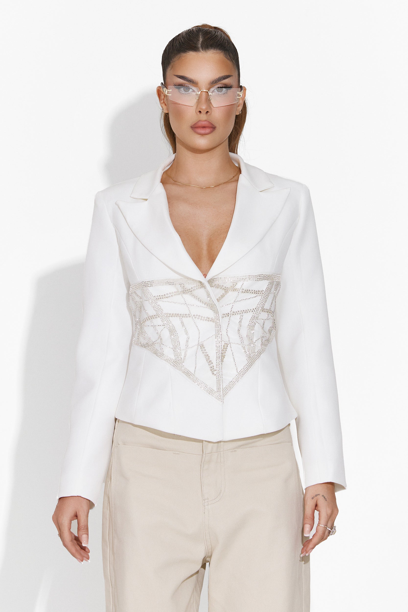 Elegant white women's blazer Adyson Bogas