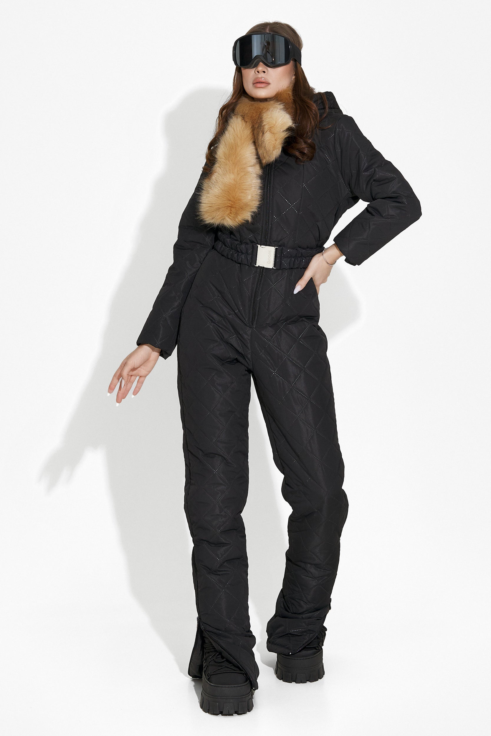 Kaitlin Bogas black casual ski jumper