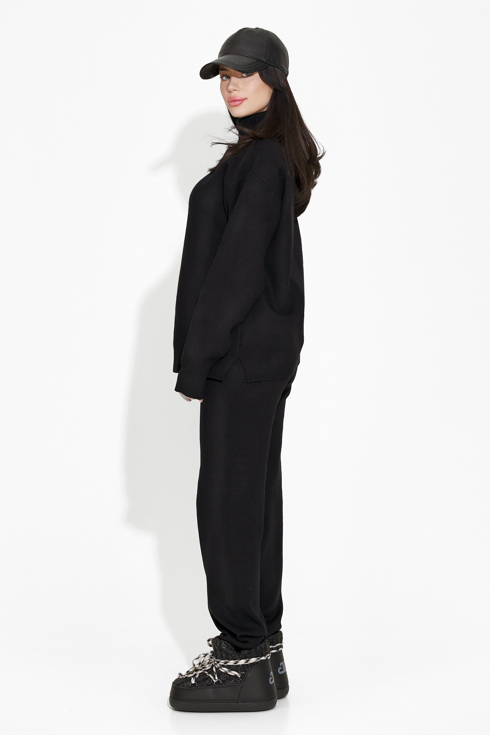 Selenia Bogas casual black women's tracksuit