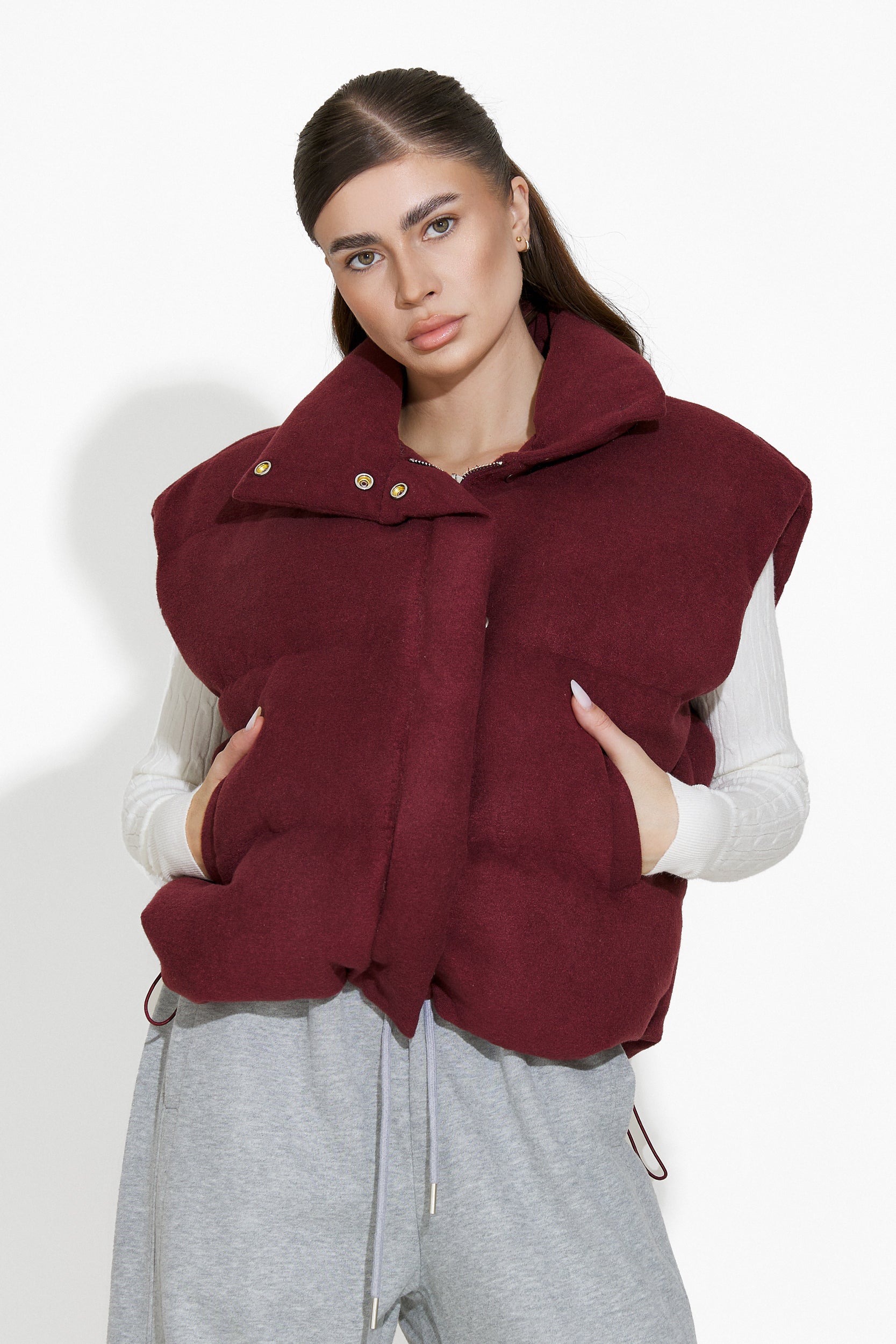 Vesta dama casual burgundy Raiana Bogas