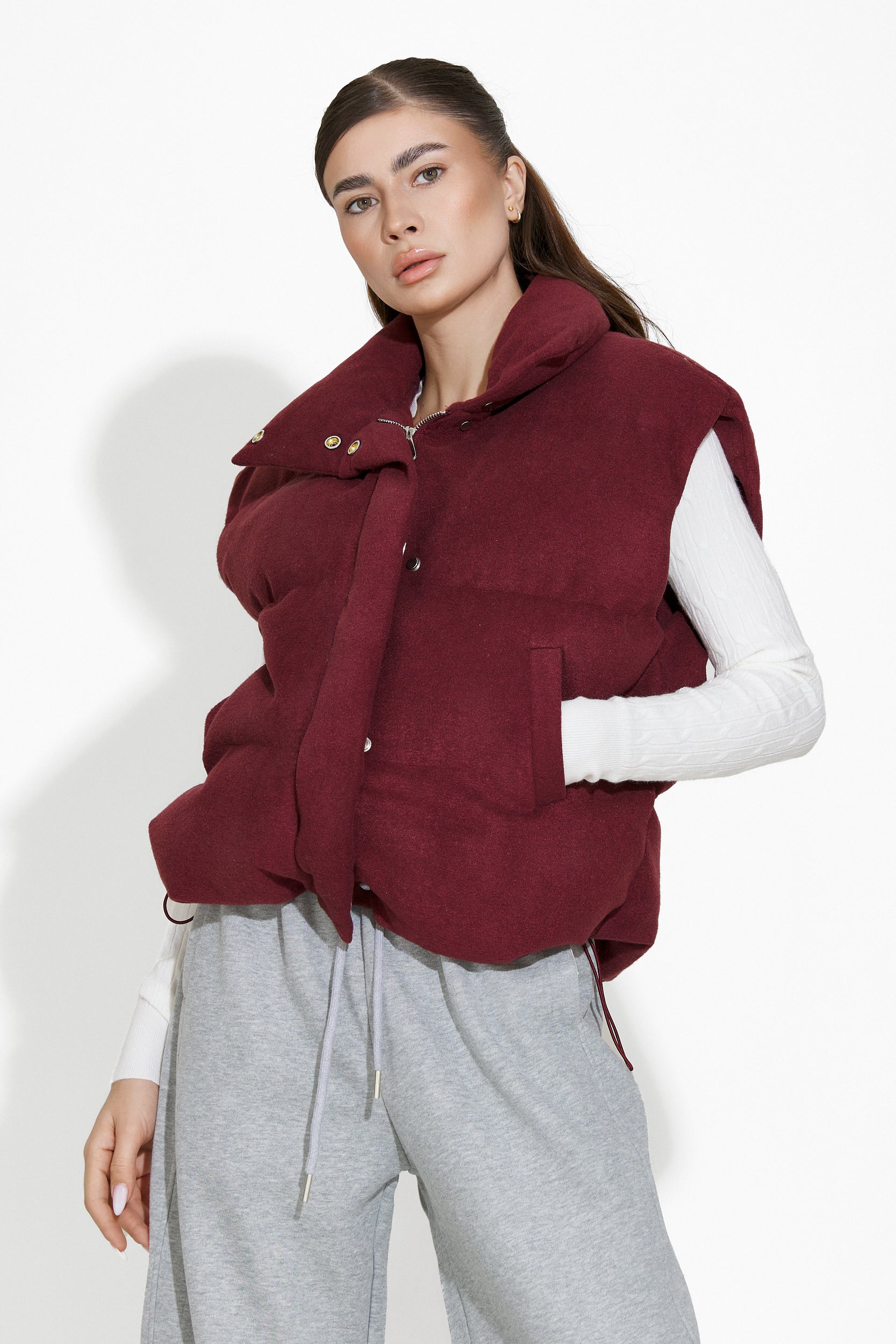 Vesta dama casual burgundy Raiana Bogas